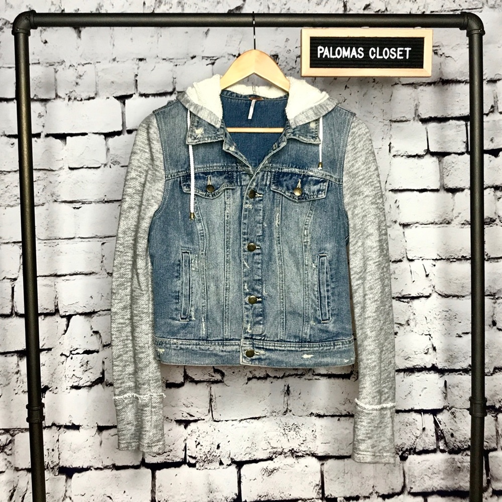 ❌ SOLD ❌ Free People Denim Jacket sz S - Picture 3 of 8